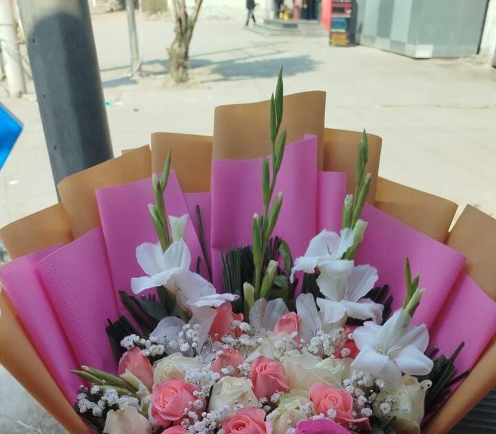 Same Day Flower Delivery Lahore Guide – Send Fresh Bouquets Quickly and Easily