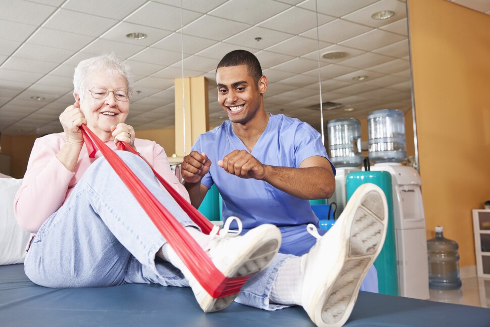 Rehabilitation Exercise Courses: Combining Strength, Mobility, and Stability