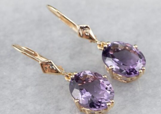 Discover why gemstone jewelry makes the perfect gift, combining timeless beauty, symbolism, personalization, and lasting value for every special occasion.